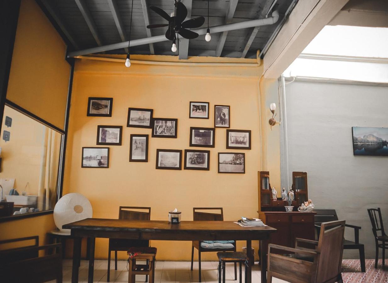 Thaweesuk Heritage Homestay Пхангнга Экстерьер фото